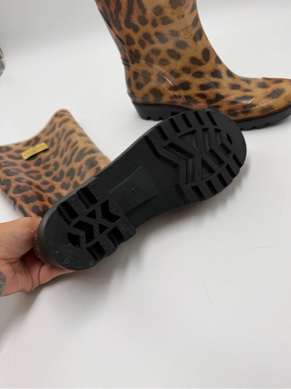 Guess Leopard Print Rain Boots Women’s Size 8 Waterproof Rubber Mid Calf